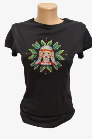 Черна тениска с бродерия "Мома"